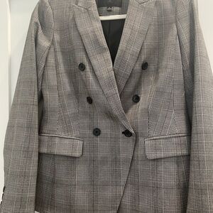 Double Breasted Blazer. Black and off white